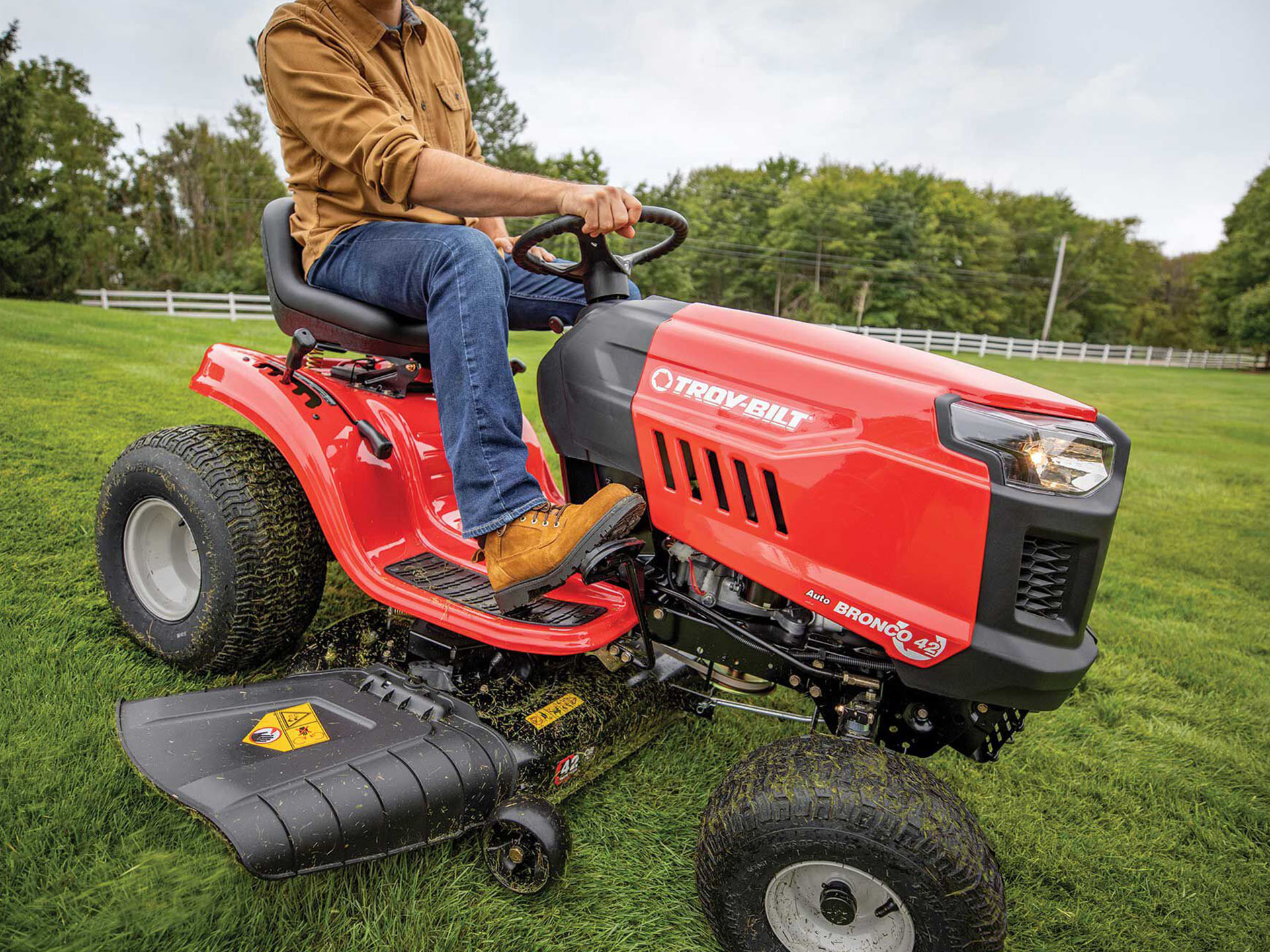 New 2024 TROY-Bilt Bronco 42 42 in. Briggs & Stratton 547 cc Lawn